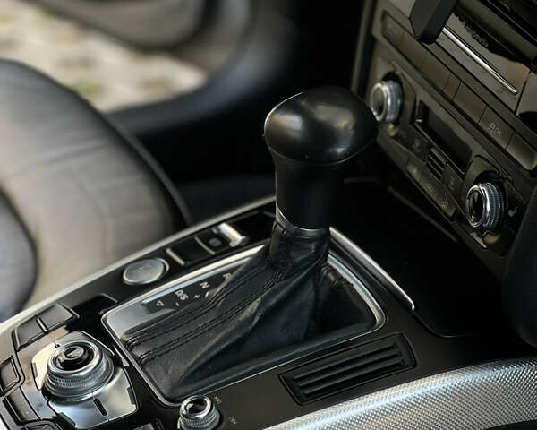 Сірий Ауді А4, об'ємом двигуна 2 л та пробігом 120 тис. км за 13300 $, фото 44 на Automoto.ua