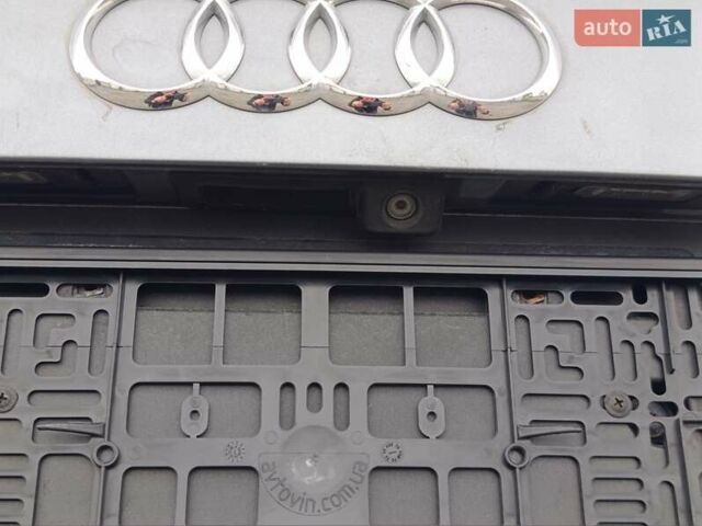 Серый Ауди А4, объемом двигателя 0 л и пробегом 180 тыс. км за 9600 $, фото 3 на Automoto.ua