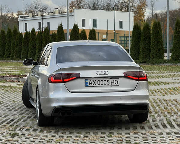 Сірий Ауді А4, об'ємом двигуна 2 л та пробігом 120 тис. км за 13300 $, фото 9 на Automoto.ua