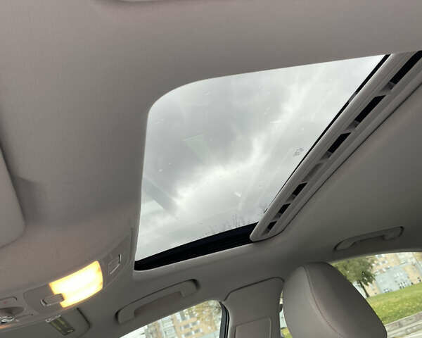 Ауді А4 2015 у Києві на Automoto.ua Сірий Ауді А4, об'ємом двигуна 1.98 л та пробігом 214 тис. км за 12500 $, фото 15 на Automoto.ua