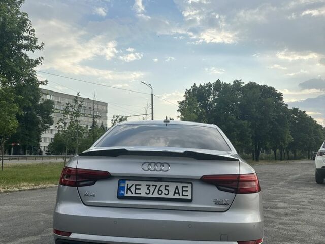 Серый Ауди А4, объемом двигателя 2 л и пробегом 110 тыс. км за 20500 $, фото 4 на Automoto.ua