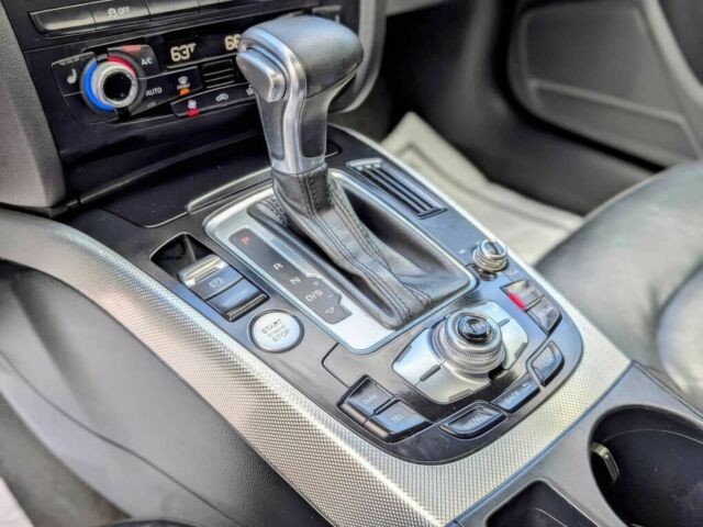 Серый Ауди А4, объемом двигателя 2 л и пробегом 77 тыс. км за 6500 $, фото 7 на Automoto.ua