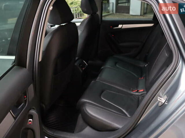 Сірий Ауді А4, об'ємом двигуна 2 л та пробігом 140 тис. км за 14900 $, фото 29 на Automoto.ua