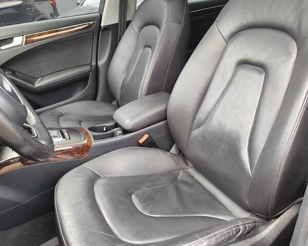 Серый Ауди А4, объемом двигателя 1.98 л и пробегом 242 тыс. км за 13300 $, фото 29 на Automoto.ua