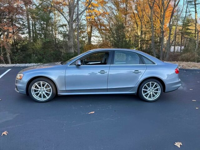 Серый Ауди А4, объемом двигателя 2 л и пробегом 79 тыс. км за 8690 $, фото 3 на Automoto.ua