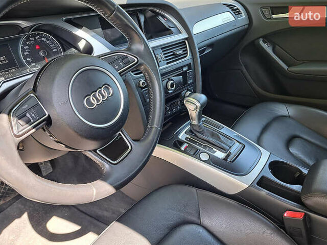 Ауди А4 2015 в Львове на Automoto.ua Серый Ауди А4, объемом двигателя 1.98 л и пробегом 59 тыс. км за 13000 $, фото 3 на Automoto.ua