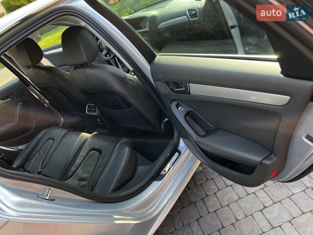 Серый Ауди А4, объемом двигателя 2 л и пробегом 173 тыс. км за 9300 $, фото 8 на Automoto.ua