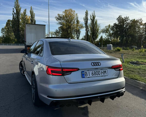 Сірий Ауді А4, об'ємом двигуна 1.98 л та пробігом 145 тис. км за 19499 $, фото 7 на Automoto.ua