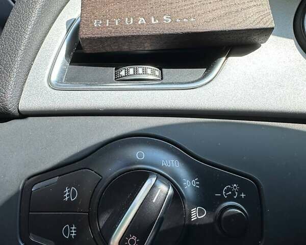 Серый Ауди А4, объемом двигателя 1.98 л и пробегом 86 тыс. км за 16000 $, фото 21 на Automoto.ua