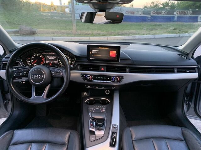 Серый Ауди А4, объемом двигателя 2 л и пробегом 230 тыс. км за 16800 $, фото 8 на Automoto.ua