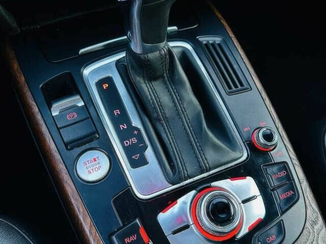 Сірий Ауді А4, об'ємом двигуна 2 л та пробігом 72 тис. км за 6800 $, фото 10 на Automoto.ua