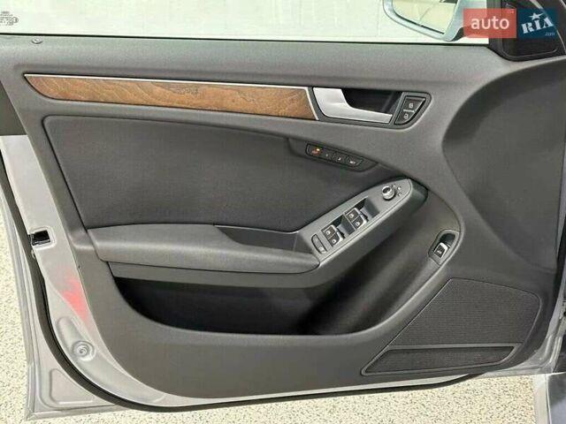 Ауди А4 2015 в Львове на Automoto.ua Серый Ауди А4, объемом двигателя 1.98 л и пробегом 95 тыс. км за 2900 $, фото 9 на Automoto.ua
