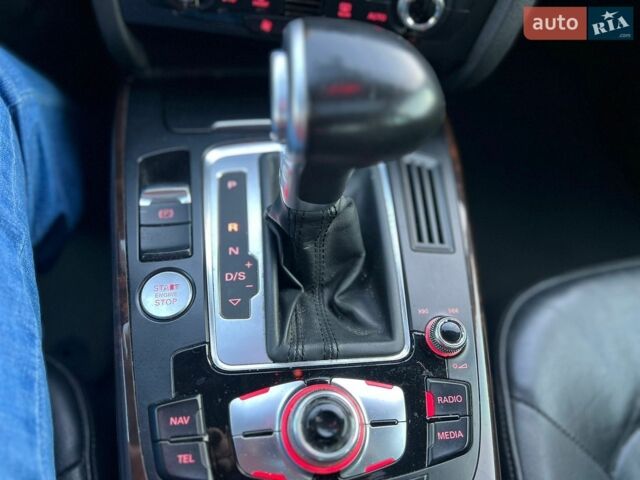 Сірий Ауді А4, об'ємом двигуна 2 л та пробігом 170 тис. км за 7999 $, фото 19 на Automoto.ua