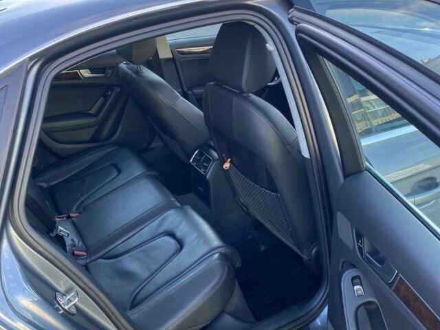 Сірий Ауді А4, об'ємом двигуна 2 л та пробігом 128 тис. км за 14999 $, фото 8 на Automoto.ua