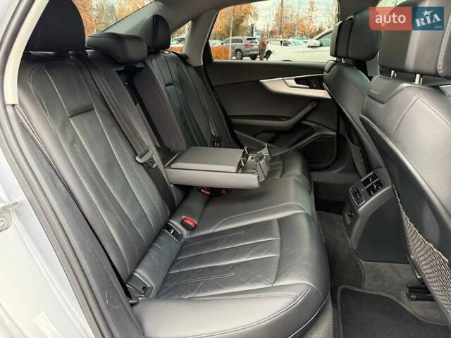 Сірий Ауді А4, об'ємом двигуна 1.98 л та пробігом 118 тис. км за 18490 $, фото 11 на Automoto.ua