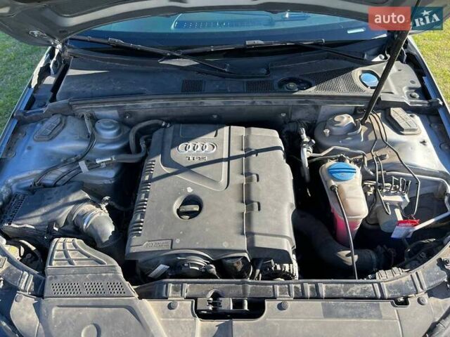 Сірий Ауді А4, об'ємом двигуна 1.98 л та пробігом 173 тис. км за 14000 $, фото 32 на Automoto.ua