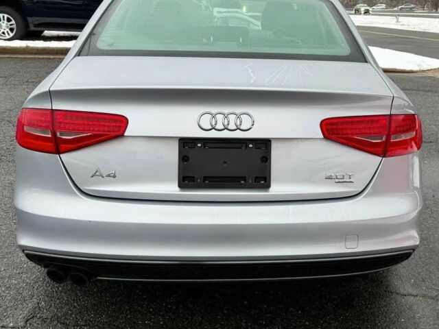 Серый Ауди А4, объемом двигателя 2 л и пробегом 80 тыс. км за 8590 $, фото 4 на Automoto.ua