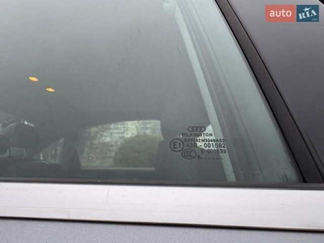 Сірий Ауді А4, об'ємом двигуна 1.98 л та пробігом 158 тис. км за 15500 $, фото 37 на Automoto.ua