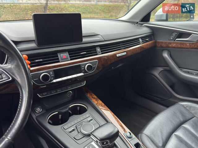 Серый Ауди А4, объемом двигателя 1.98 л и пробегом 174 тыс. км за 16700 $, фото 16 на Automoto.ua