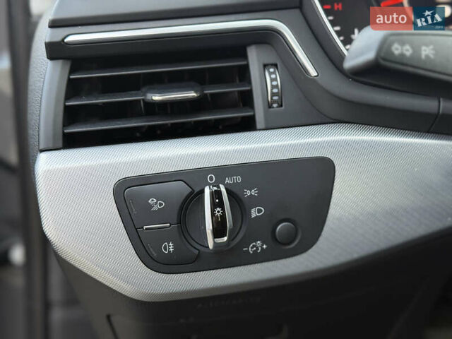 Серый Ауди А4, объемом двигателя 2 л и пробегом 160 тыс. км за 17700 $, фото 18 на Automoto.ua