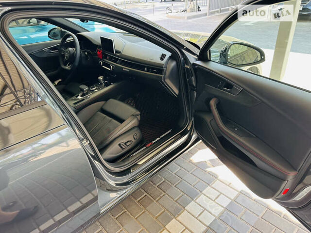 Серый Ауди А4, объемом двигателя 1.98 л и пробегом 110 тыс. км за 21500 $, фото 8 на Automoto.ua