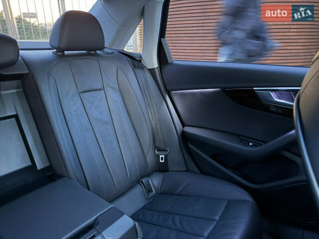 Серый Ауди А4, объемом двигателя 1.98 л и пробегом 176 тыс. км за 14150 $, фото 23 на Automoto.ua