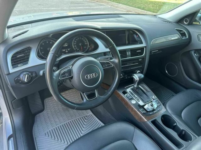 Серый Ауди А4, объемом двигателя 2 л и пробегом 97 тыс. км за 10000 $, фото 7 на Automoto.ua