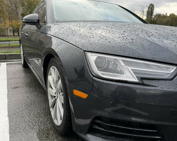 Серый Ауди А4, объемом двигателя 1.98 л и пробегом 161 тыс. км за 18200 $, фото 2 на Automoto.ua