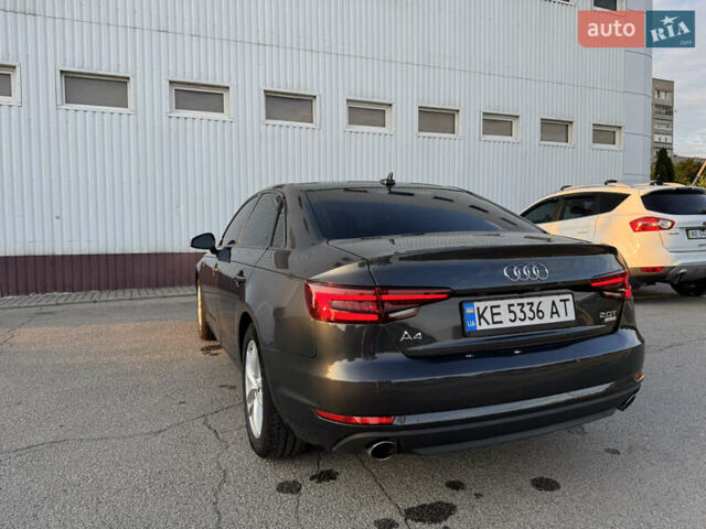 Серый Ауди А4, объемом двигателя 1.98 л и пробегом 236 тыс. км за 16500 $, фото 6 на Automoto.ua