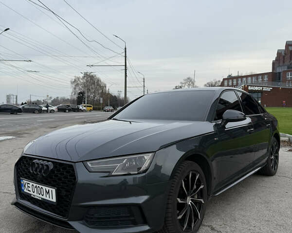 Серый Ауди А4, объемом двигателя 1.98 л и пробегом 133 тыс. км за 18500 $, фото 8 на Automoto.ua