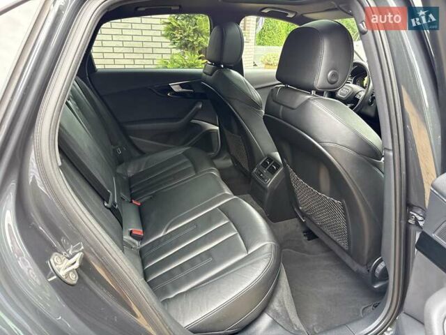 Серый Ауди А4, объемом двигателя 3 л и пробегом 253 тыс. км за 22000 $, фото 84 на Automoto.ua