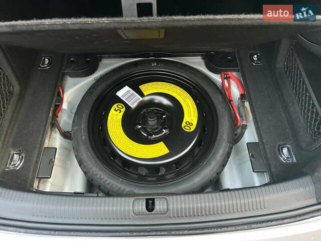 Серый Ауди А4, объемом двигателя 1.98 л и пробегом 185 тыс. км за 15400 $, фото 22 на Automoto.ua