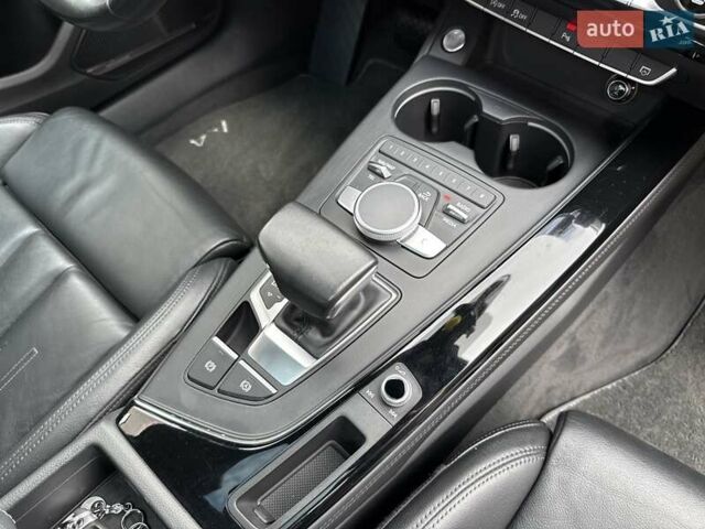 Серый Ауди А4, объемом двигателя 3 л и пробегом 253 тыс. км за 22000 $, фото 93 на Automoto.ua