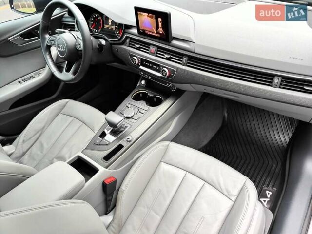 Серый Ауди А4, объемом двигателя 2 л и пробегом 128 тыс. км за 15990 $, фото 51 на Automoto.ua