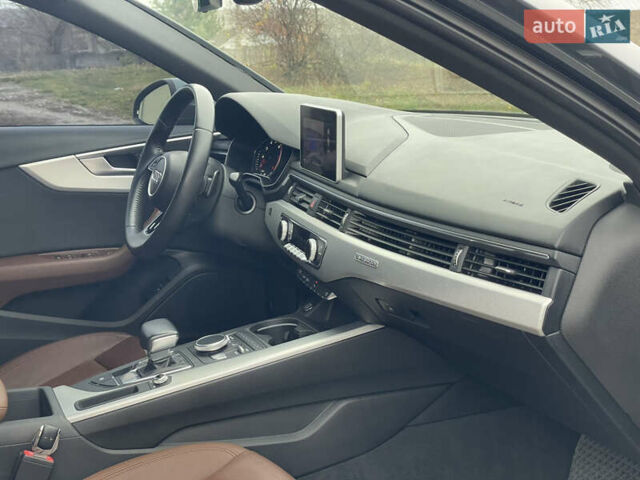 Сірий Ауді А4, об'ємом двигуна 2 л та пробігом 54 тис. км за 17800 $, фото 33 на Automoto.ua