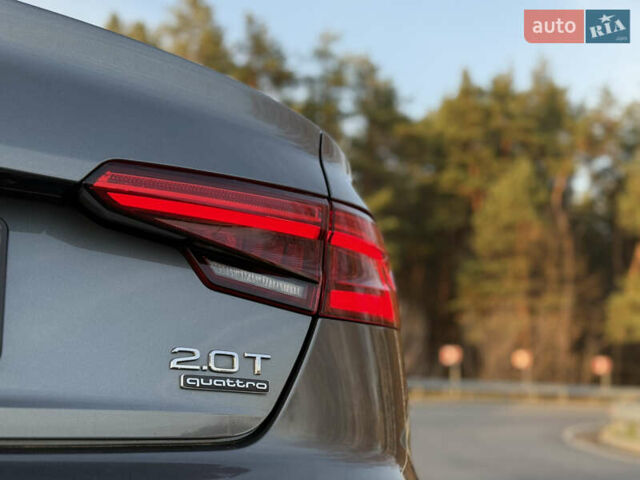 Серый Ауди А4, объемом двигателя 2 л и пробегом 160 тыс. км за 17700 $, фото 7 на Automoto.ua
