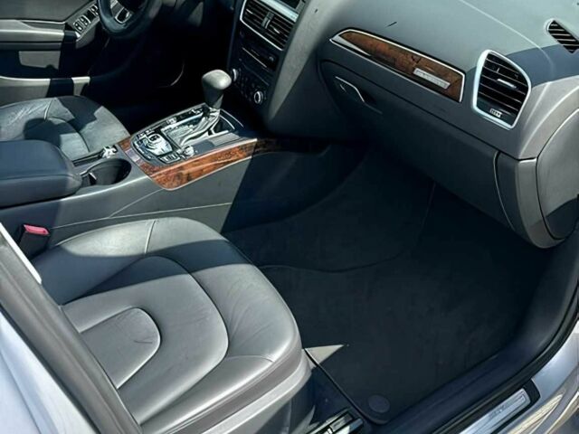 Серый Ауди А4, объемом двигателя 2 л и пробегом 77 тыс. км за 8500 $, фото 9 на Automoto.ua