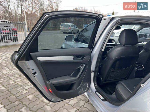 Сірий Ауді А4, об'ємом двигуна 2 л та пробігом 225 тис. км за 12490 $, фото 39 на Automoto.ua