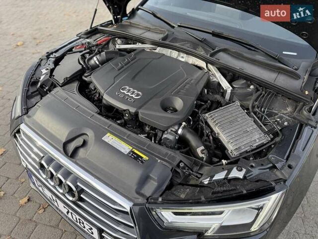 Серый Ауди А4, объемом двигателя 3 л и пробегом 253 тыс. км за 20700 $, фото 75 на Automoto.ua
