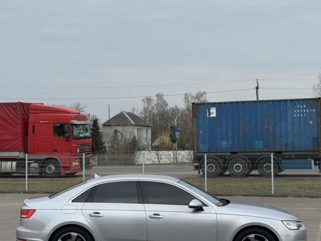 Сірий Ауді А4, об'ємом двигуна 2 л та пробігом 220 тис. км за 18999 $, фото 7 на Automoto.ua