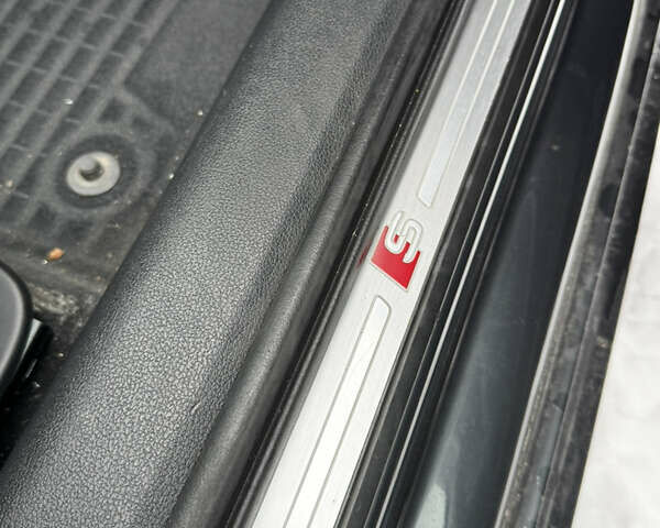 Сірий Ауді А4, об'ємом двигуна 2 л та пробігом 96 тис. км за 15300 $, фото 11 на Automoto.ua