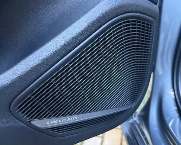 Серый Ауди А4, объемом двигателя 1.98 л и пробегом 205 тыс. км за 14800 $, фото 4 на Automoto.ua