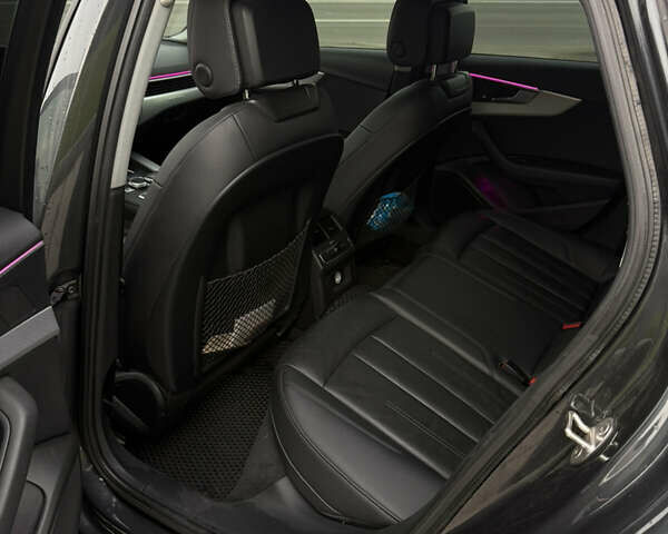 Серый Ауди А4, объемом двигателя 1.98 л и пробегом 133 тыс. км за 18500 $, фото 31 на Automoto.ua