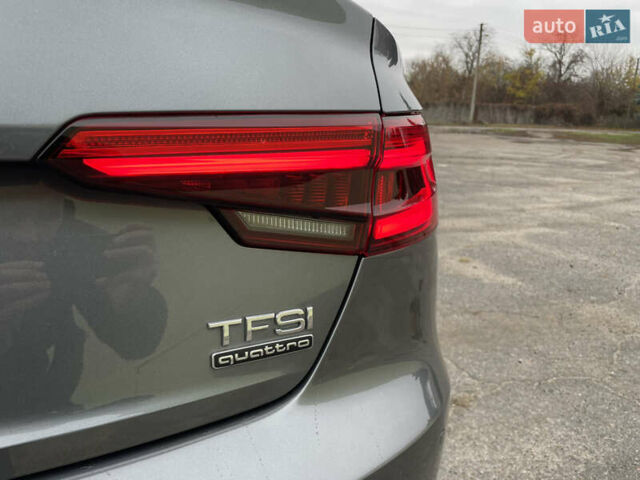 Сірий Ауді А4, об'ємом двигуна 2 л та пробігом 54 тис. км за 17800 $, фото 11 на Automoto.ua