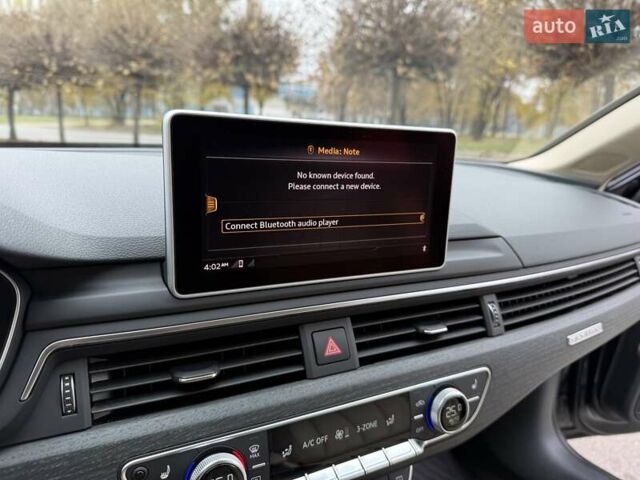 Сірий Ауді А4, об'ємом двигуна 1.98 л та пробігом 124 тис. км за 19900 $, фото 24 на Automoto.ua