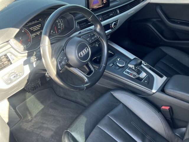 Сірий Ауді А4, об'ємом двигуна 2 л та пробігом 138 тис. км за 16900 $, фото 7 на Automoto.ua