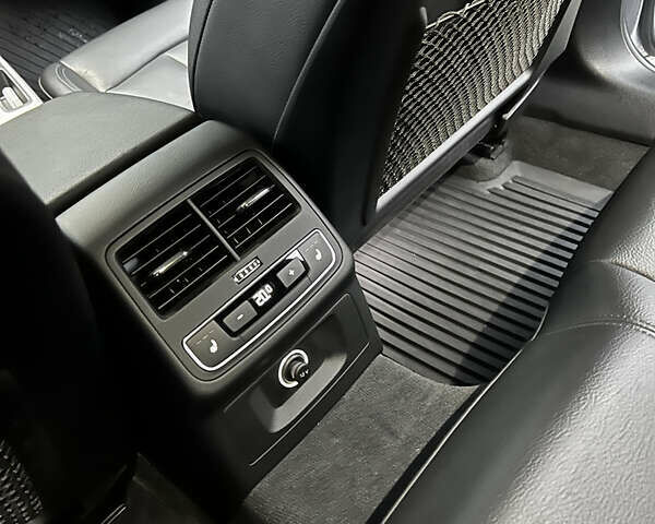 Сірий Ауді А4, об'ємом двигуна 1.98 л та пробігом 37 тис. км за 22000 $, фото 15 на Automoto.ua