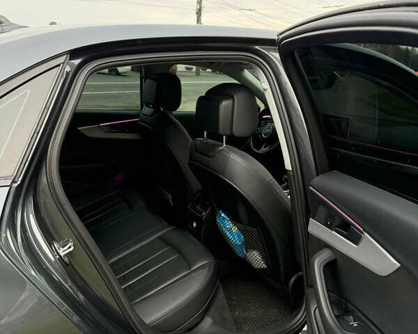 Серый Ауди А4, объемом двигателя 1.98 л и пробегом 133 тыс. км за 18500 $, фото 29 на Automoto.ua