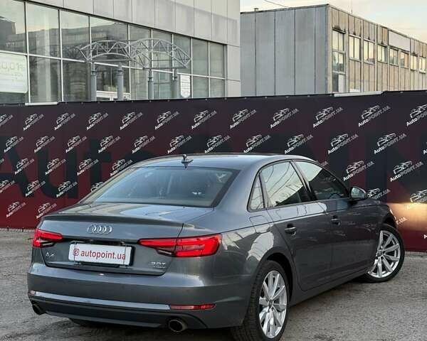 Серый Ауди А4, объемом двигателя 1.98 л и пробегом 168 тыс. км за 19600 $, фото 6 на Automoto.ua