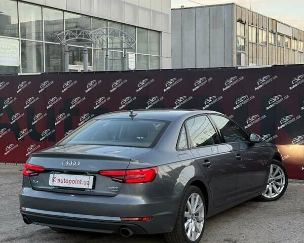 Сірий Ауді А4, об'ємом двигуна 1.98 л та пробігом 168 тис. км за 19600 $, фото 6 на Automoto.ua